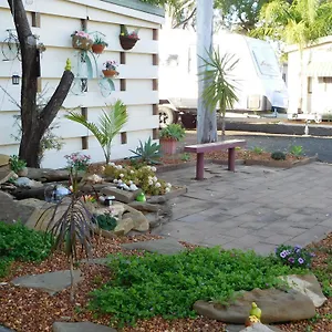https://villa-holiday-park.queenslandhotels.net