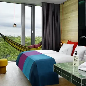 4* Hotel 25hours Bikini