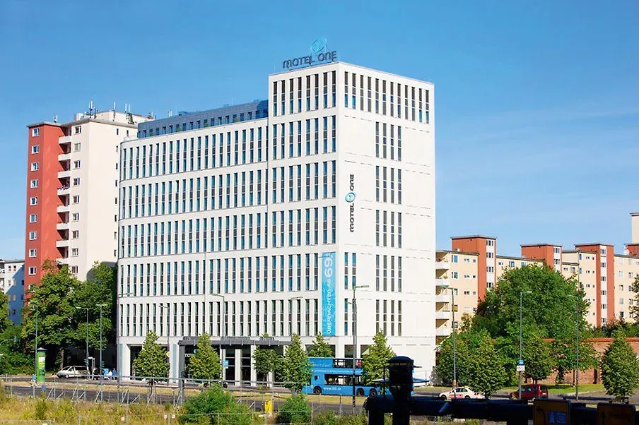 Motel One Berlin-Hauptbahnhof Hotel