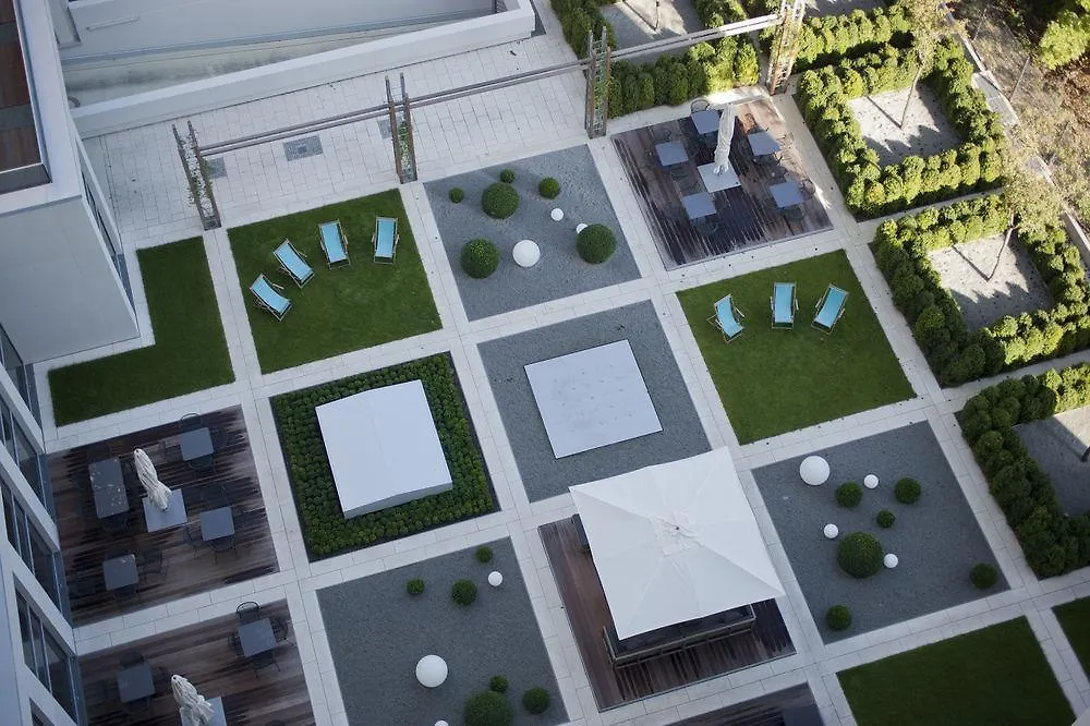 Motel One Berlin-Hauptbahnhof 3*, Berlin